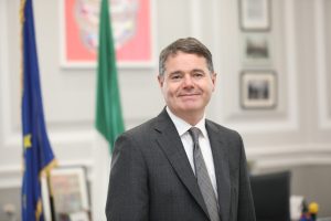 Minister Paschal Donohoe Applauds ESRI's In-Depth Analysis of National Development Plan, Acknowledges Risks and Prioritisation for Sectoral Allocations